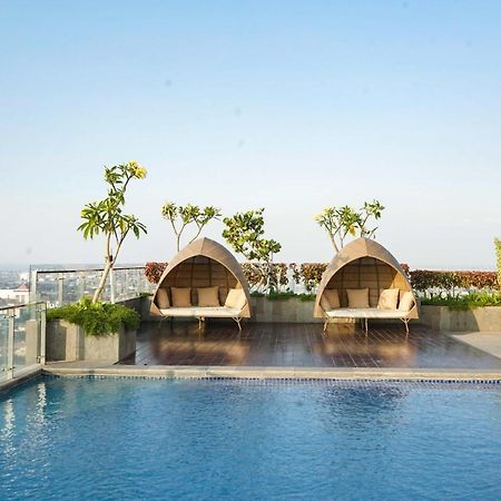 Louis Kienne Hotel Pemuda Semarang Eksteriør billede