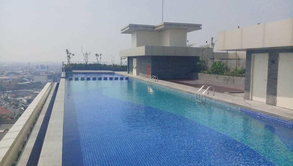 Louis Kienne Hotel Pemuda Semarang Eksteriør billede