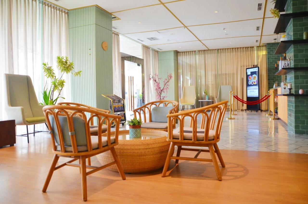 Louis Kienne Hotel Pemuda Semarang Eksteriør billede