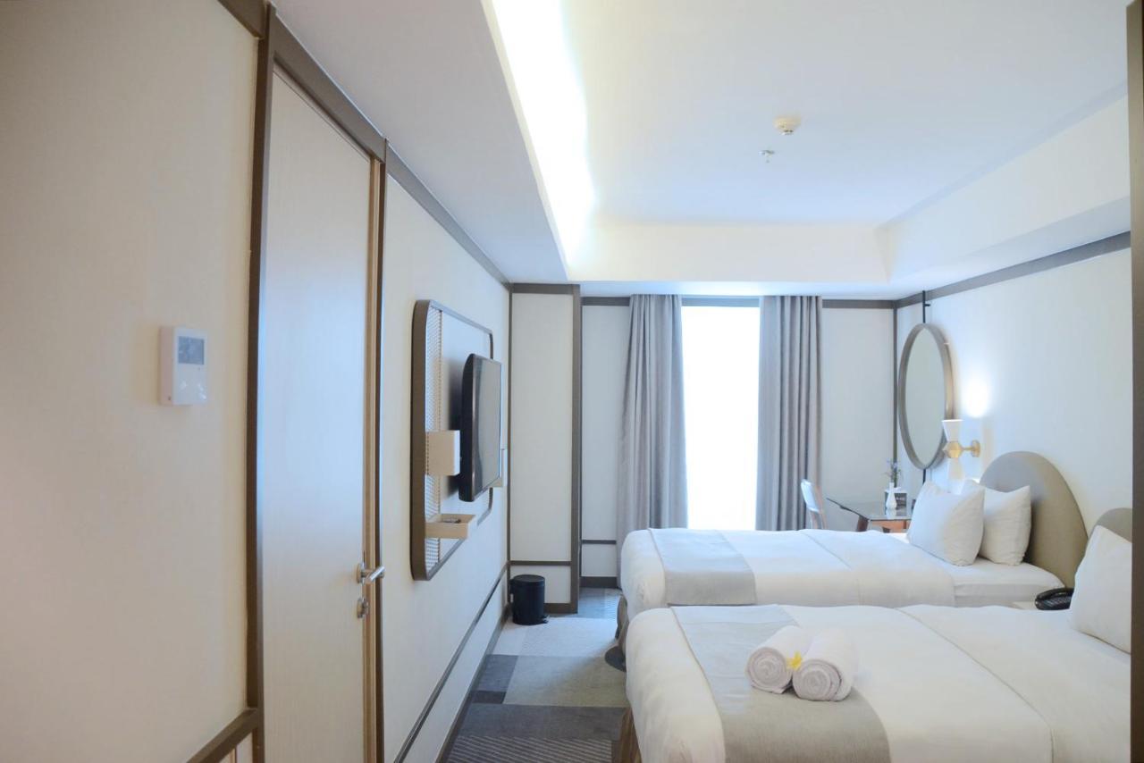 Louis Kienne Hotel Pemuda Semarang Eksteriør billede
