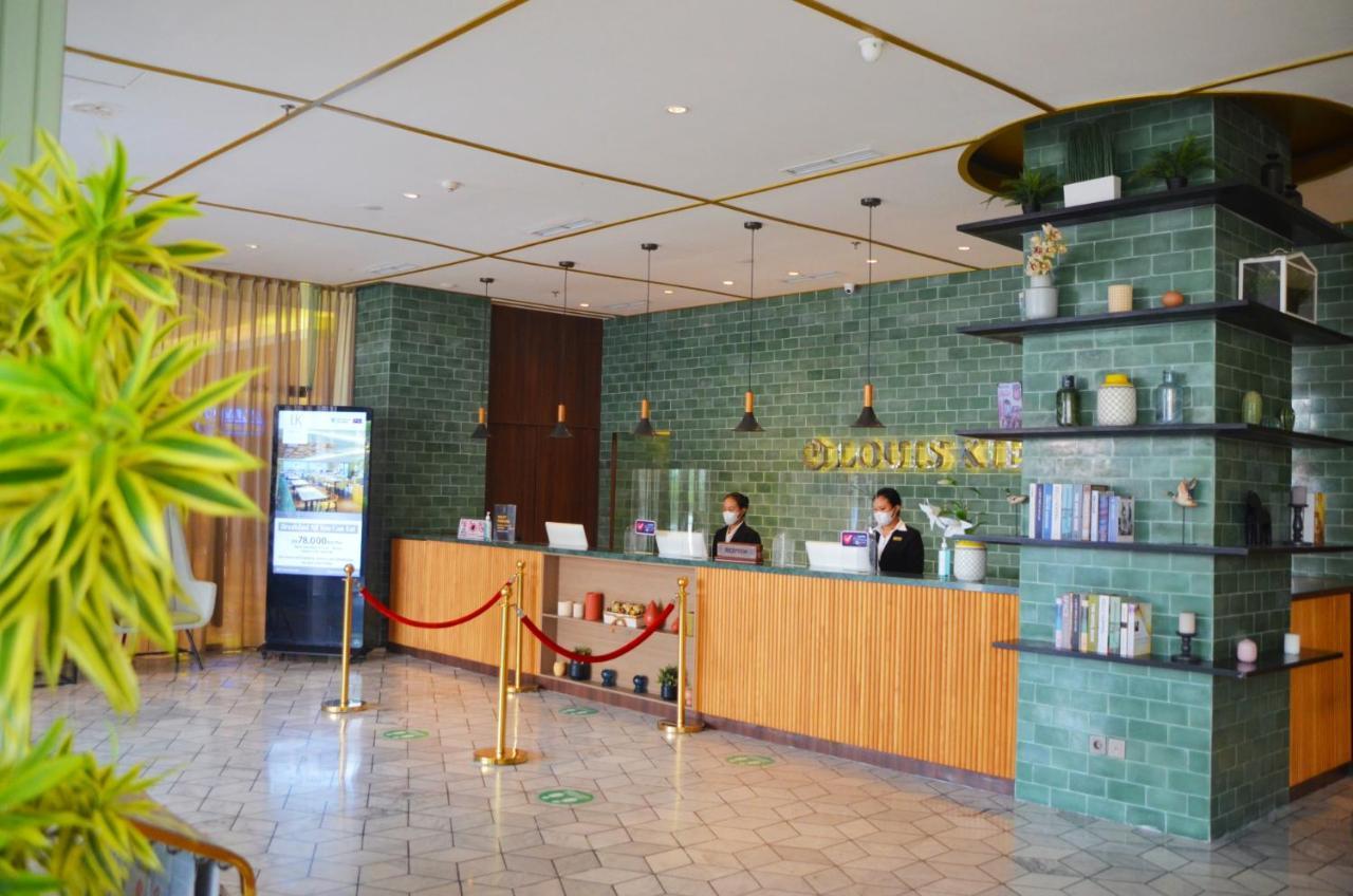 Louis Kienne Hotel Pemuda Semarang Eksteriør billede