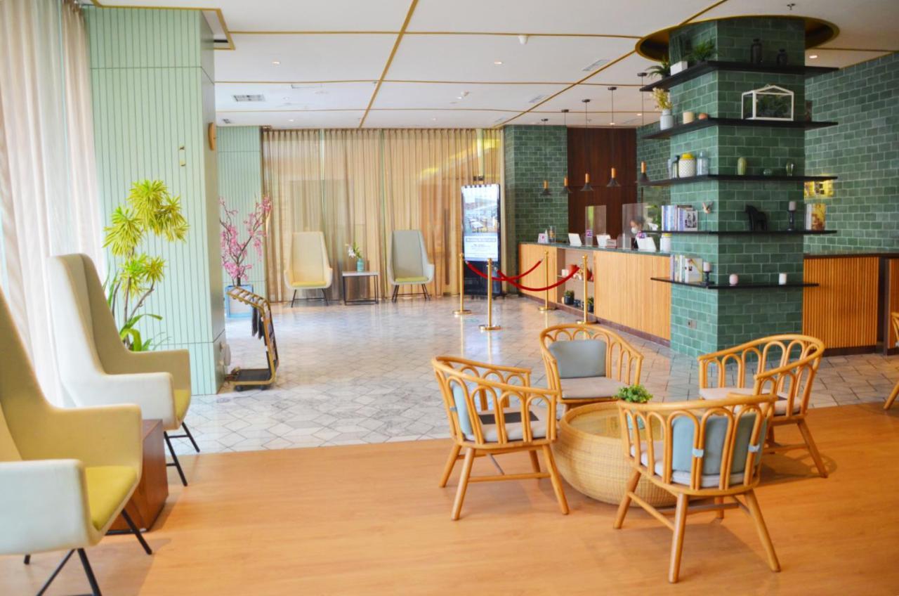 Louis Kienne Hotel Pemuda Semarang Eksteriør billede